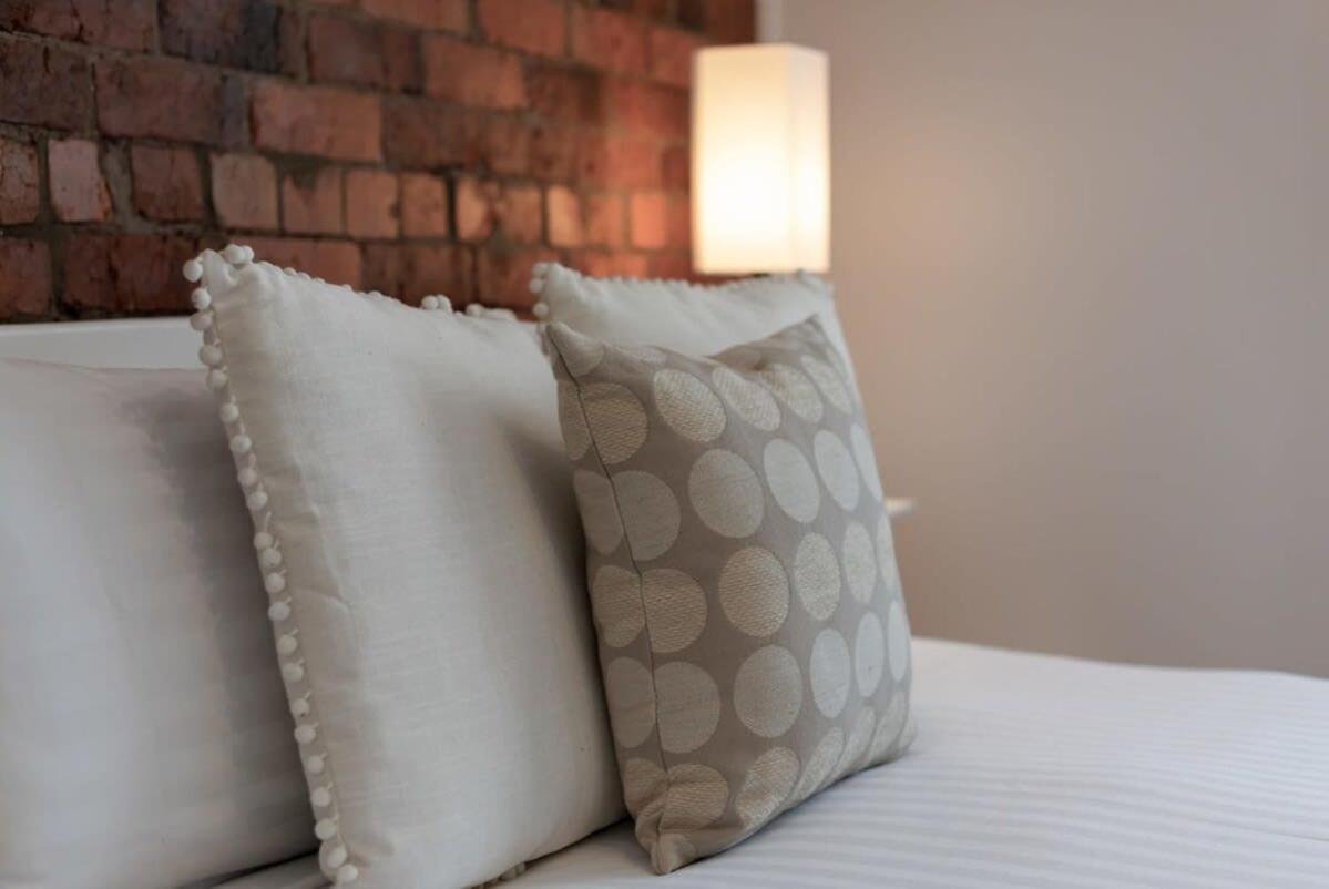 Cosy Accommodation Moments From The Centre Of Town With Wifi Launceston Exterior photo